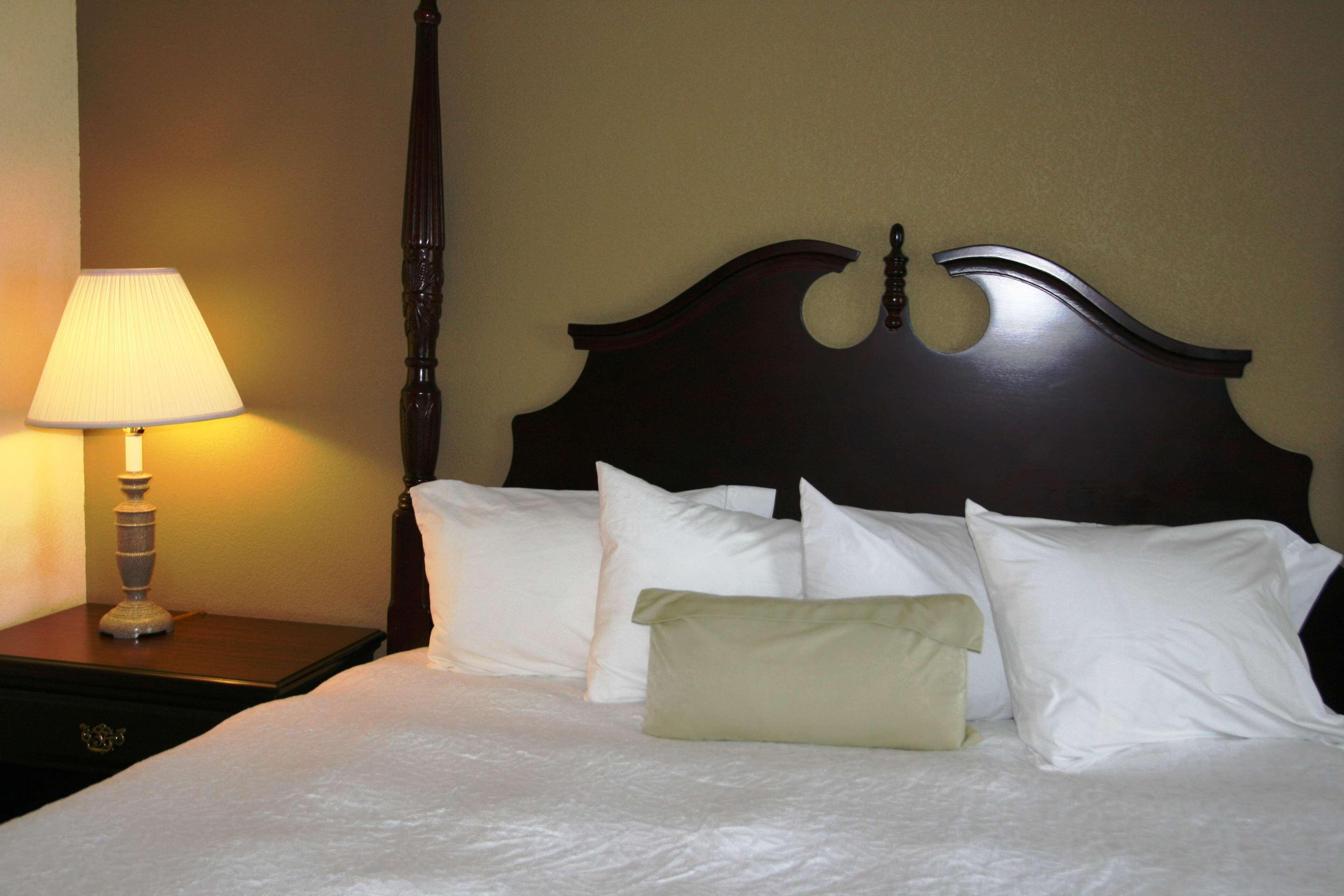 Hampton Inn Canton Rum bild