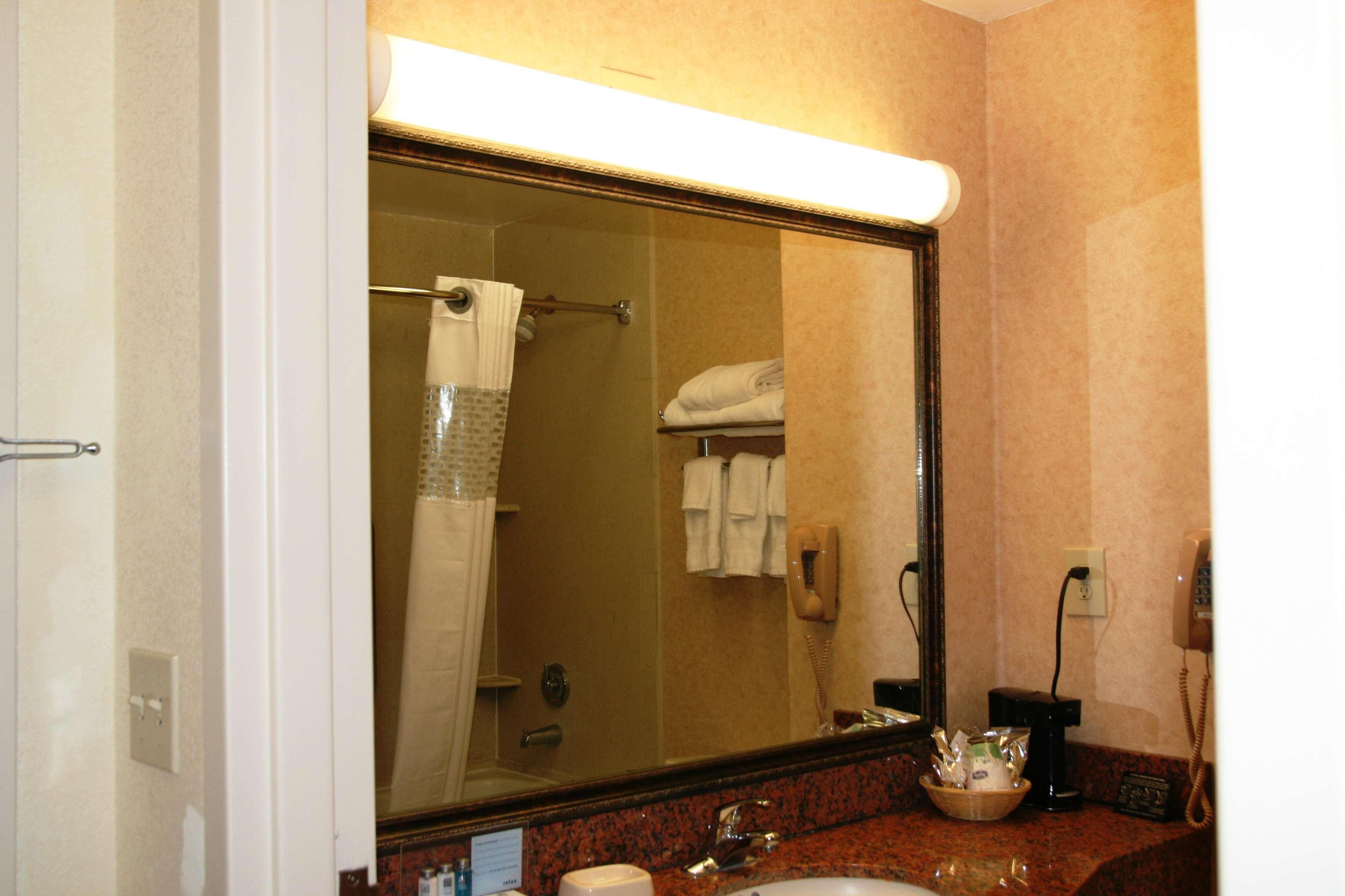 Hampton Inn Canton Rum bild