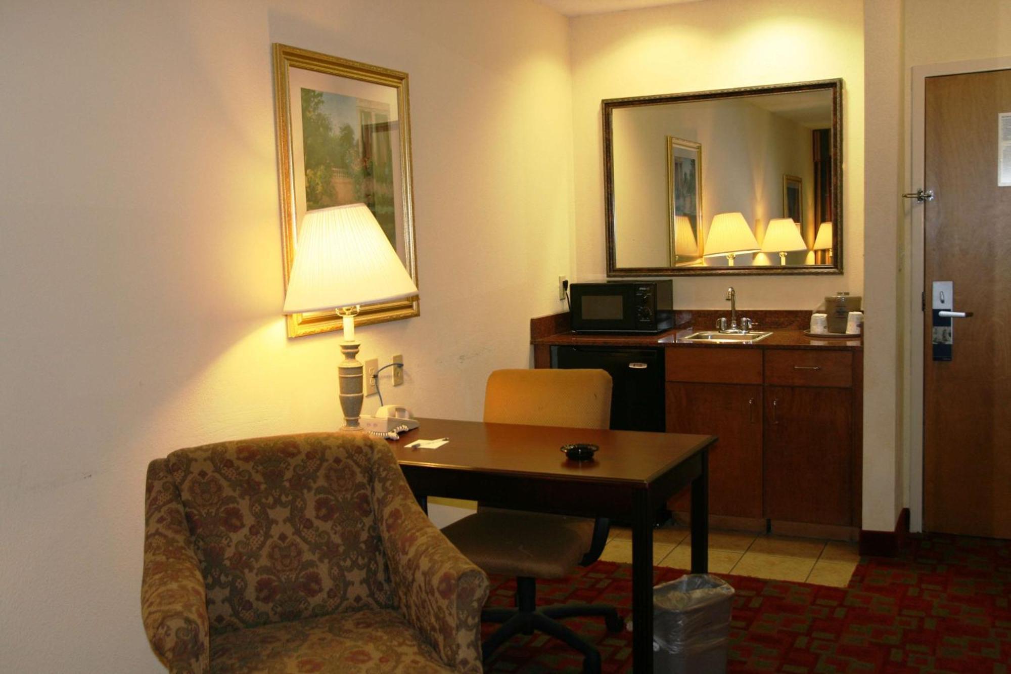 Hampton Inn Canton Exteriör bild